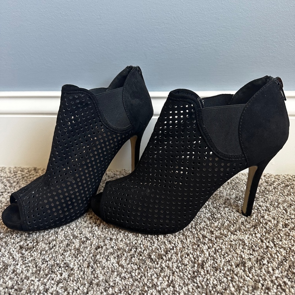 Black heels